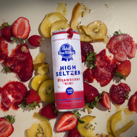 PBR High Seltzer: Strawberry Kiwi